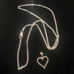925 STERLING SILVER DIAMOND HEART NECKLACE
